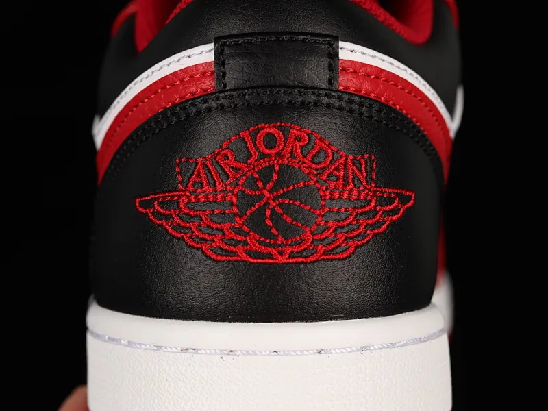 All categories Air Jordan Jordan series basketball shoes Air Jordan 1 Low G version pure original Air Jordan 1 Low AJ1 Joe 1 red white black sports culture basketball shoes 553558-163